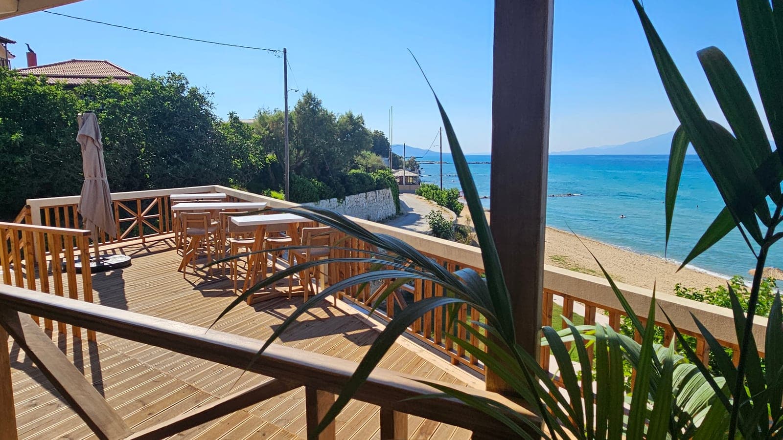 Sea-View Deck